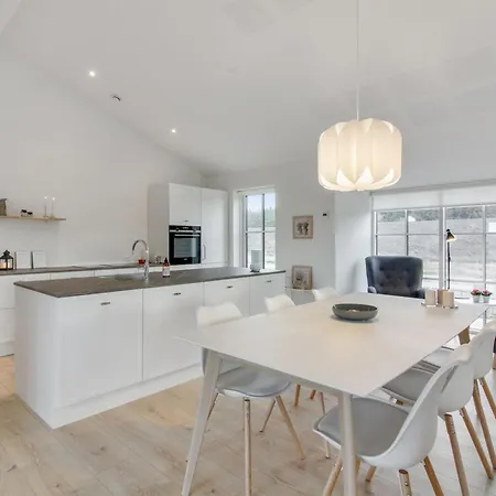 Malomir - 500m From The Sea By Interhome Feriehus